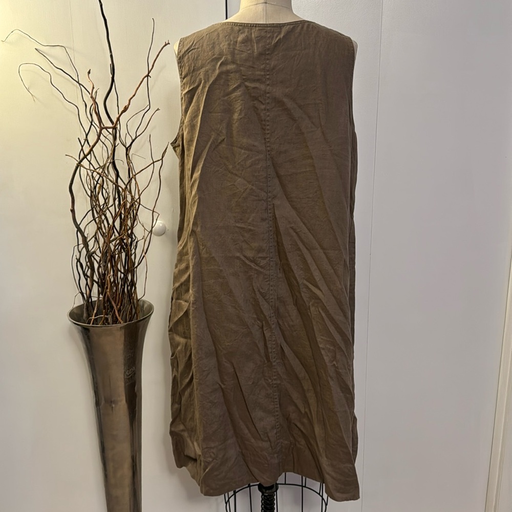 J Jill Linen sleeveless scoop neck tan midi dress with pockets - Picture 4 of 7